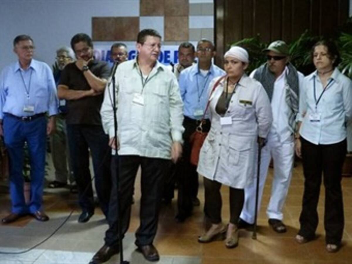 Farc proponen que una comisión independiente prepare el debate sobre víctimas