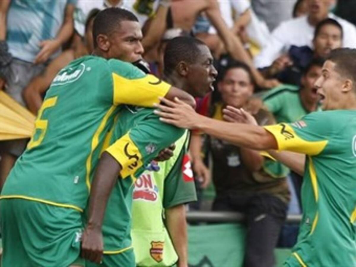 Cinco equipos acechan a los líderes Deportes Quindío y Atlético Huila