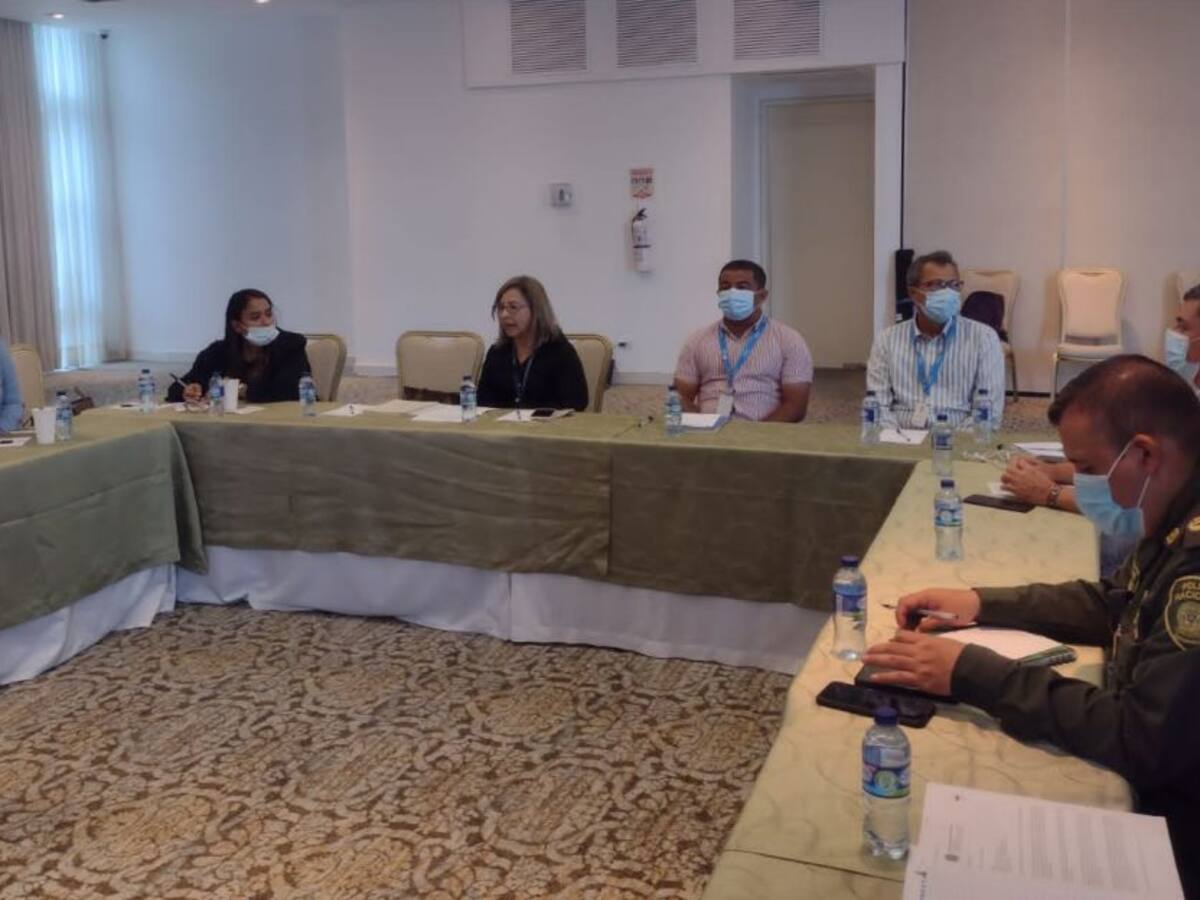 Afinia y autoridades se reúnen para evitar hurto de cables en Bolívar