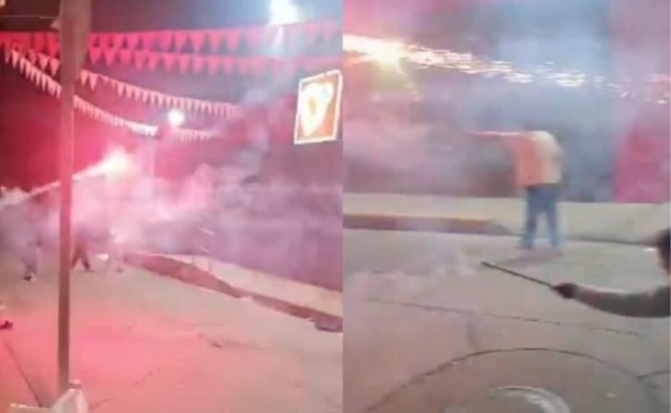 Jóvenes juegan a enfrentarse con pólvora en Remedios, Antioquia. Foto: Cortesía.