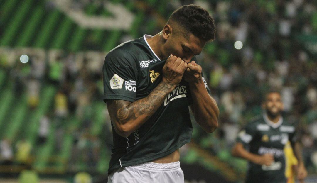 Jorge Marsiglia festeja su anotación ante el Pereira, en la victoria 2-1.