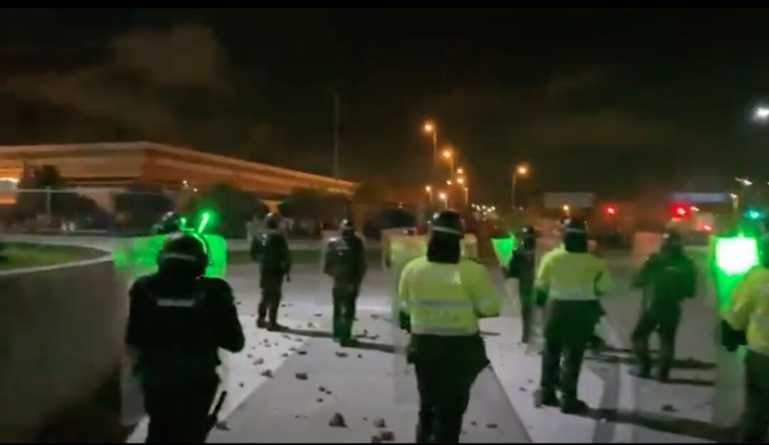 Secretario de Bogotá denuncia agresiones contra él en Portal las Américas