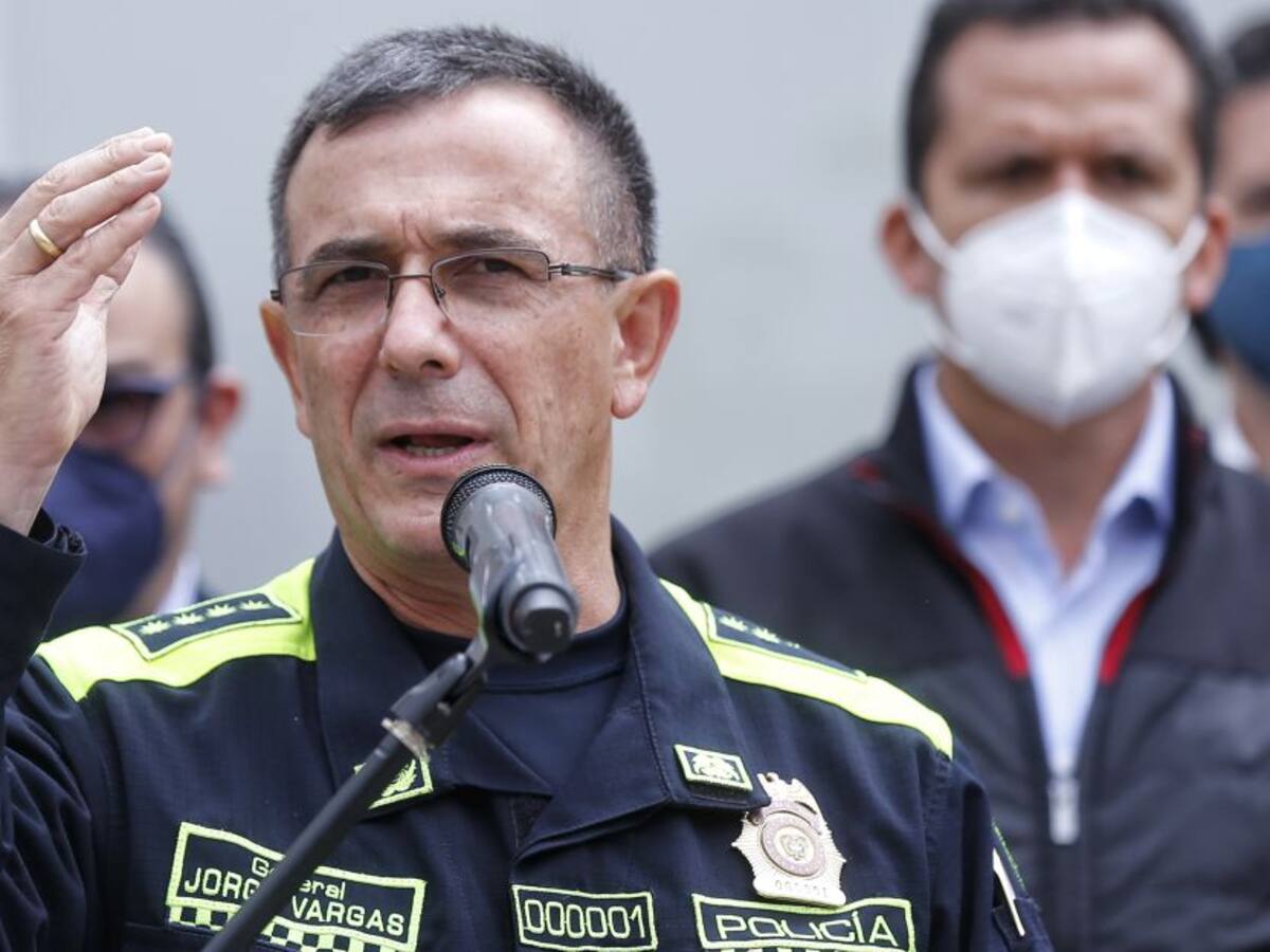 Policía sube recompensa para esclarecer crimen de periodista en Bogotá