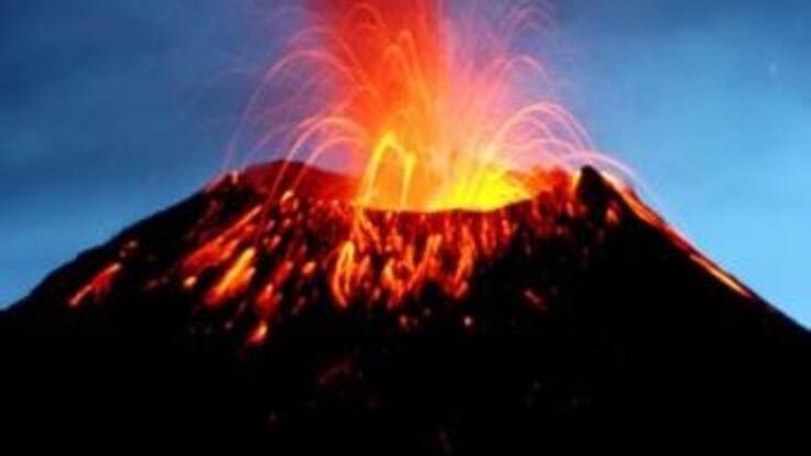 Evacuan poblaciones cercanas al volcán Tungurahua