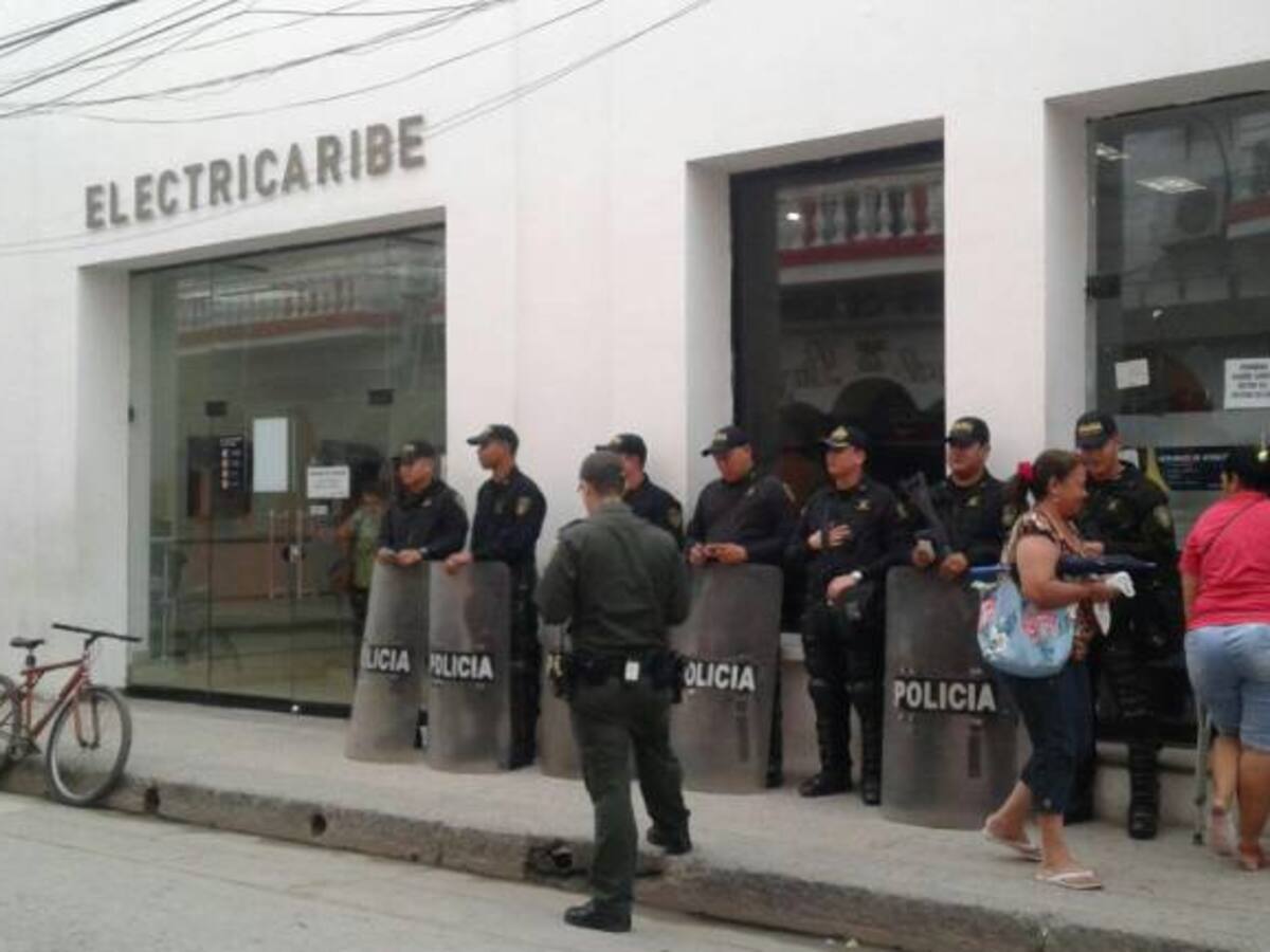 “Electricaribe no mejora”, dicen los gremios en Santa Marta tras un año de la intervención