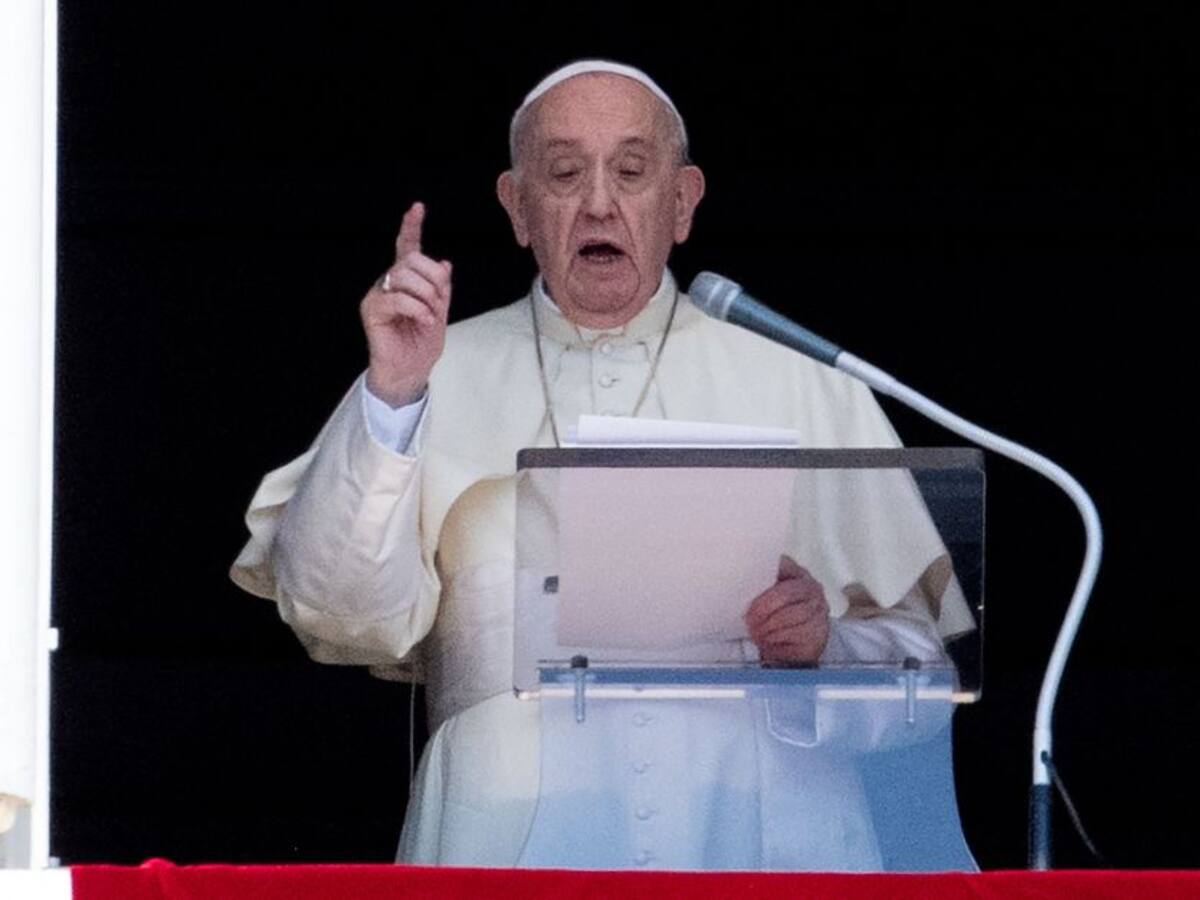 El papa Francisco pidió acoger a los afganos que buscan refugio