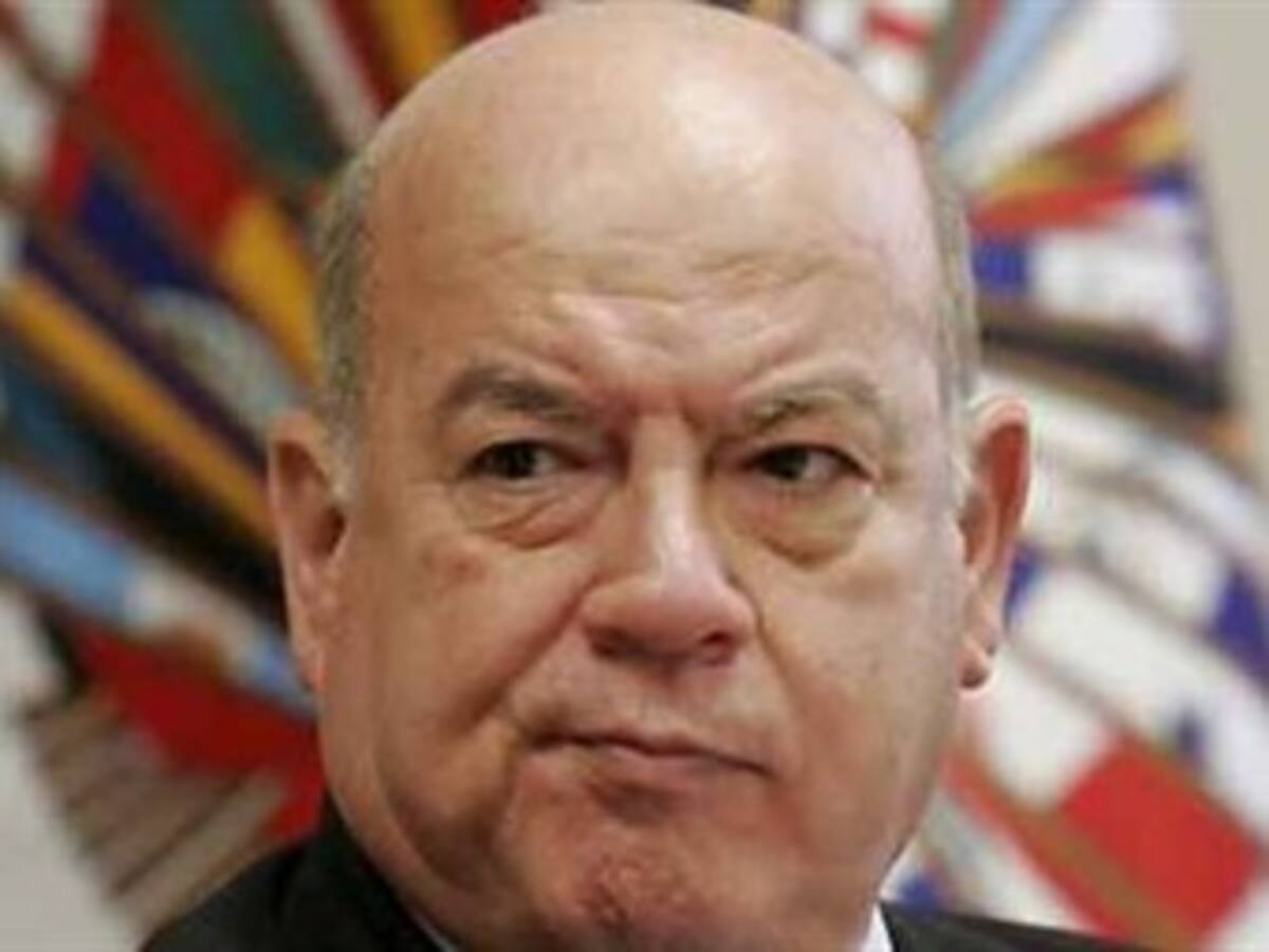 Comunidad internacional indecisa frente a reelección de Insulza en la OEA