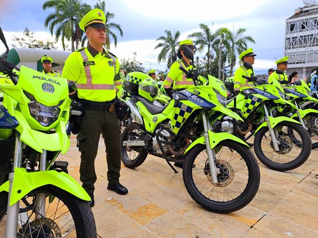Entregan 35 vehículos para fortalecer la seguridad en Bucaramanga