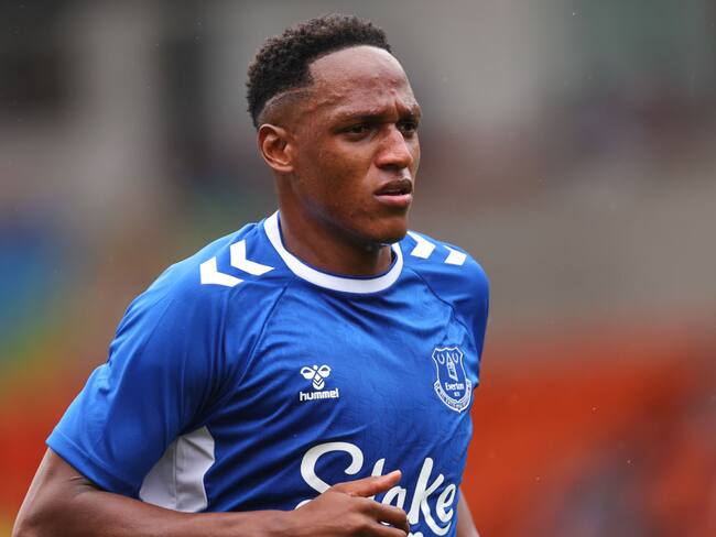 Yerry Mina, futbolista del Everton (Foto por Robbie Jay Barratt - AMA/Getty Images)