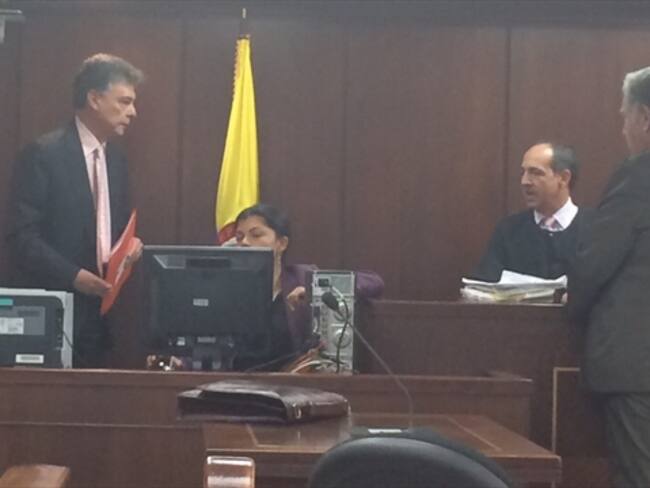 Acusan a Carlos Albornoz por irregularidades en venta de la ‘finca 32’