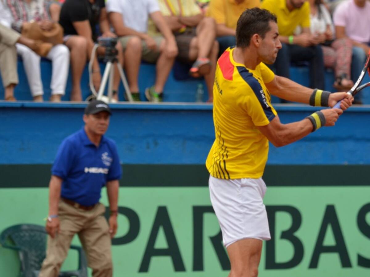 Santiago Giraldo inició el año con una derrota ante Lukas Rosol