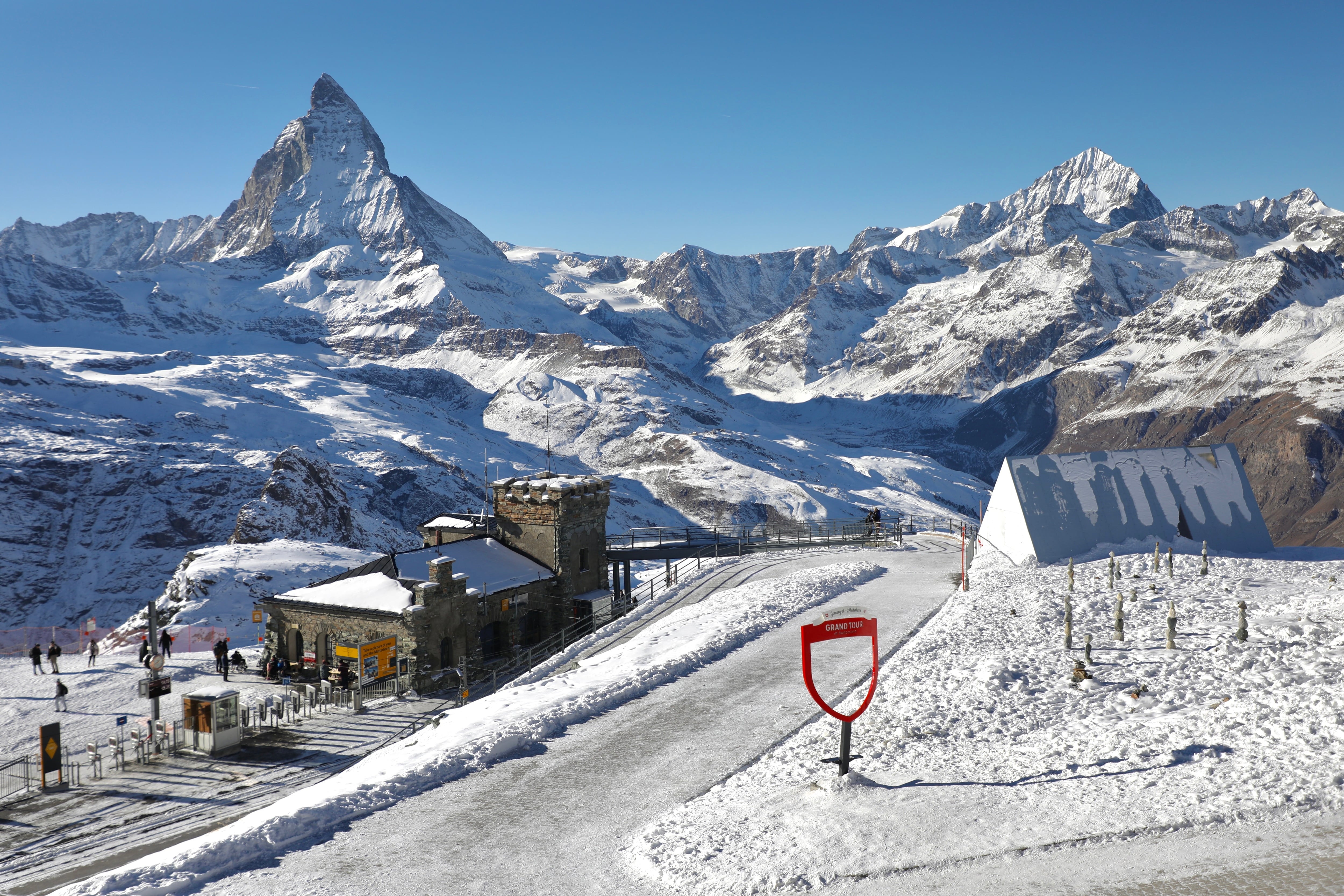 ZERMATT, VALAIS, SWITZERLAND - 2022/12/01. Imagen tomada de Getty Imagenes (Crédito: SOPA Images / Colaborado)