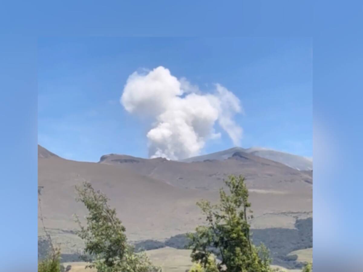 UNGRD mantiene alerta naranja en el volcán Puracé: se siguen registrando emisiones de ceniza
