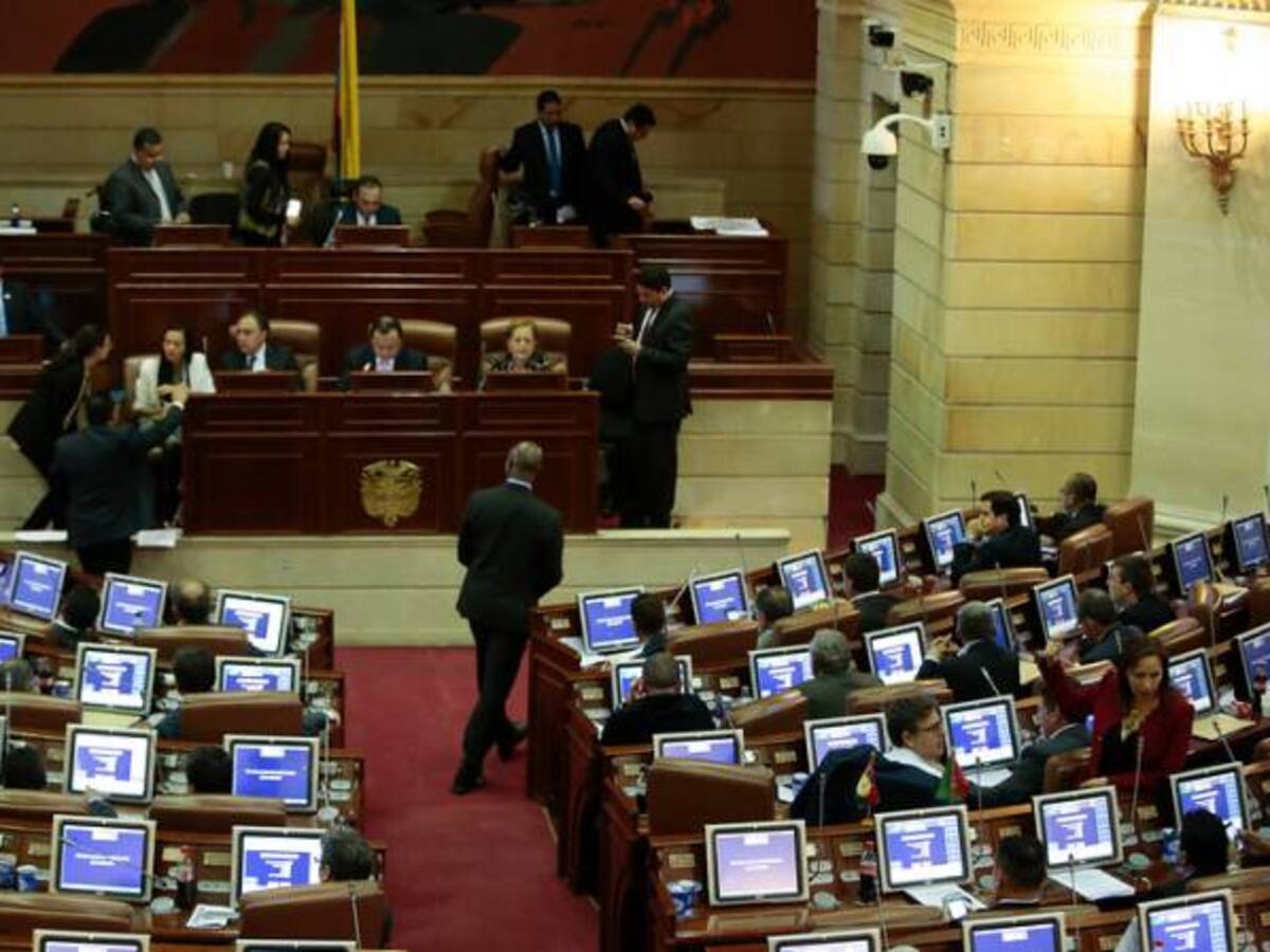 Cámara le mete polémico artículo a ley de detención preventiva