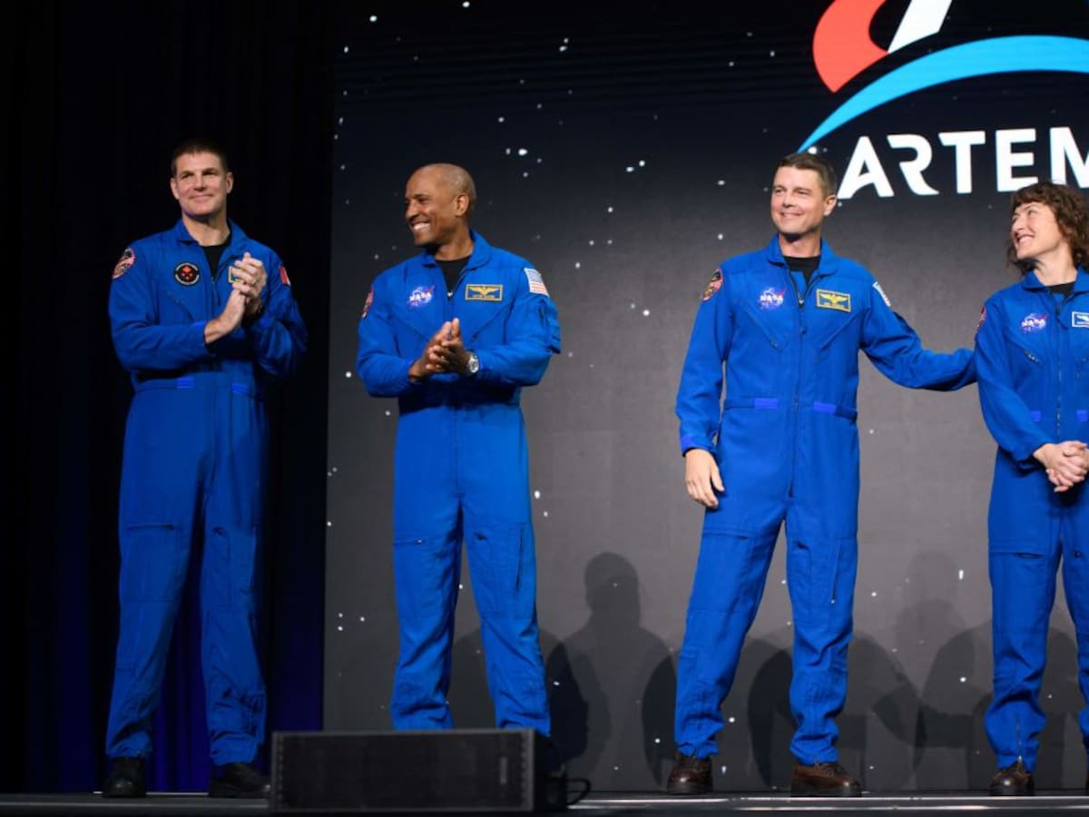 Artemis II: La NASA elige a cuatro tripulantes que viajarán a la Luna después de 50 años