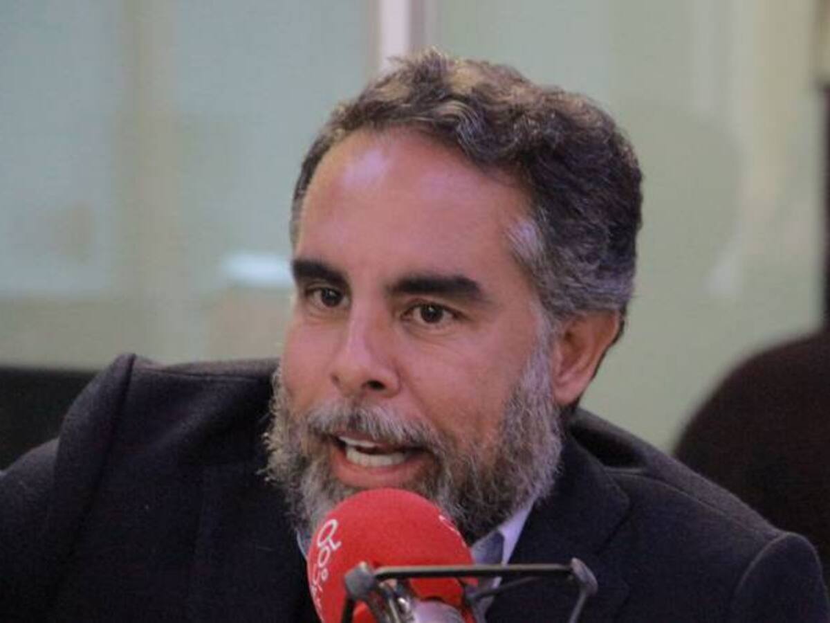 No es cierto que haya 24 disidentes en la U: Benedetti