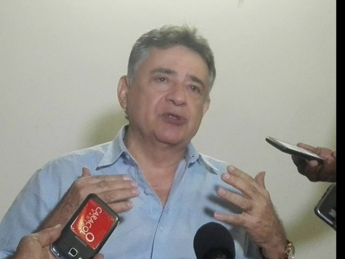 Sancionan a exgobernador de Sucre por presuntas irregularidades en el PAE