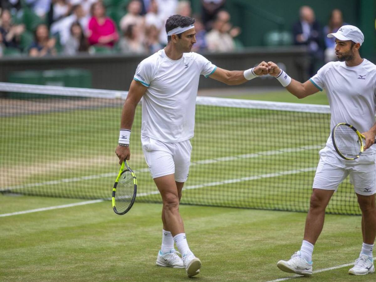 Cabal y Farah comienzan con victoria la defensa de su título en Wimbledon