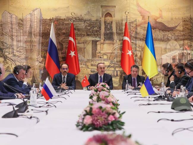 Jornada de negociaciones entre Rusia y Ucrania en Estambul (Turquía).                              Foto: Getty 
