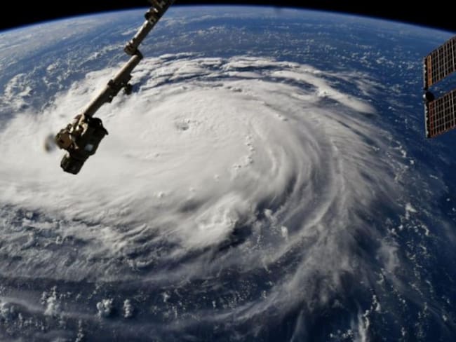 Florence sube a categoría 4 y se aproxima a la costa sureste de EE.UU