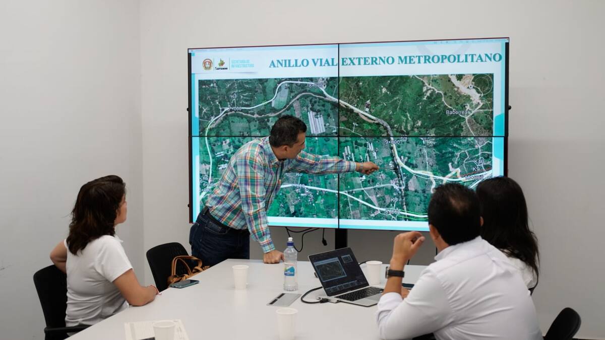 Vinculan a Emilio Tapia con contratista de megaobra en Santander