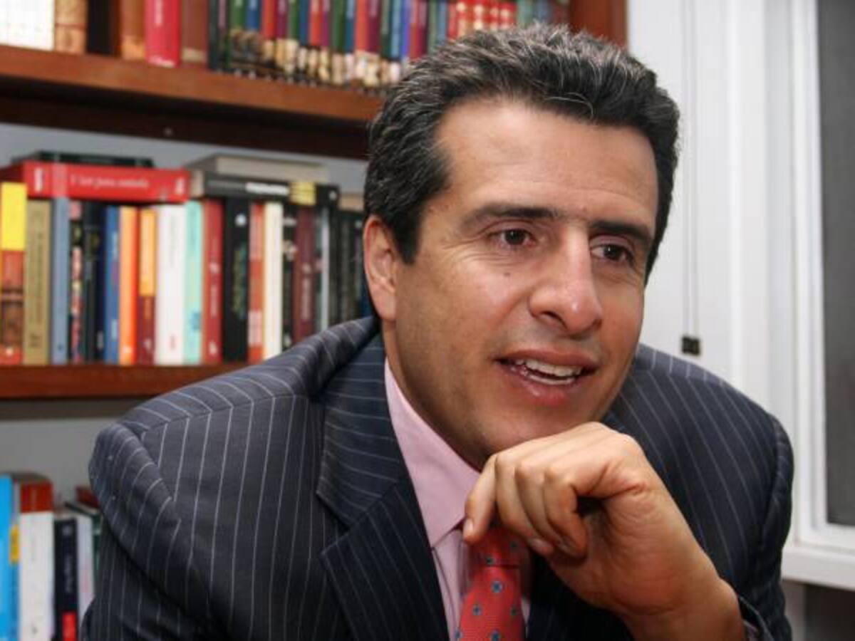 Es ingenuo el miedo a la participación política de las Farc: Velasco