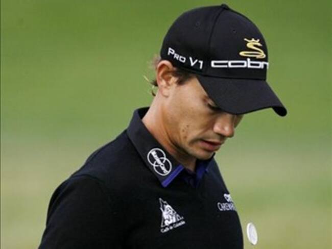 Camilo Villegas es último en el Abierto de Golf de Phoenix