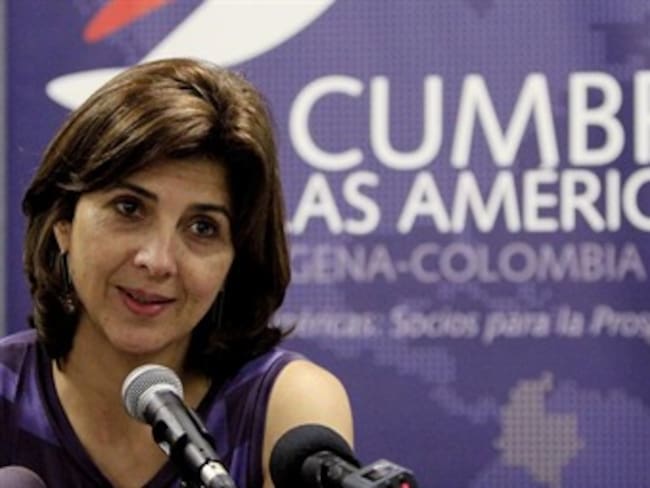 “Donde hay un hombre hay prostitución”, dijo la canciller responsabilizando al Servicio Secreto de escándalo en Cartagena