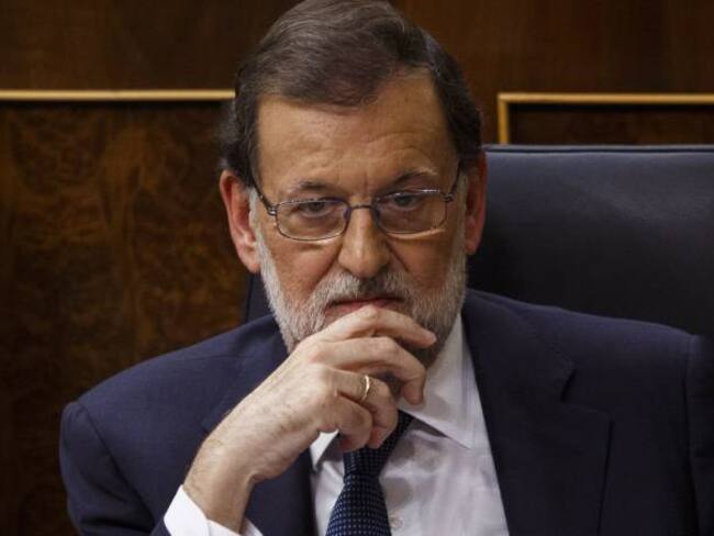 España llegó a acuerdo con partidos para que autoridades de Cataluña vuelvan a la legalidad