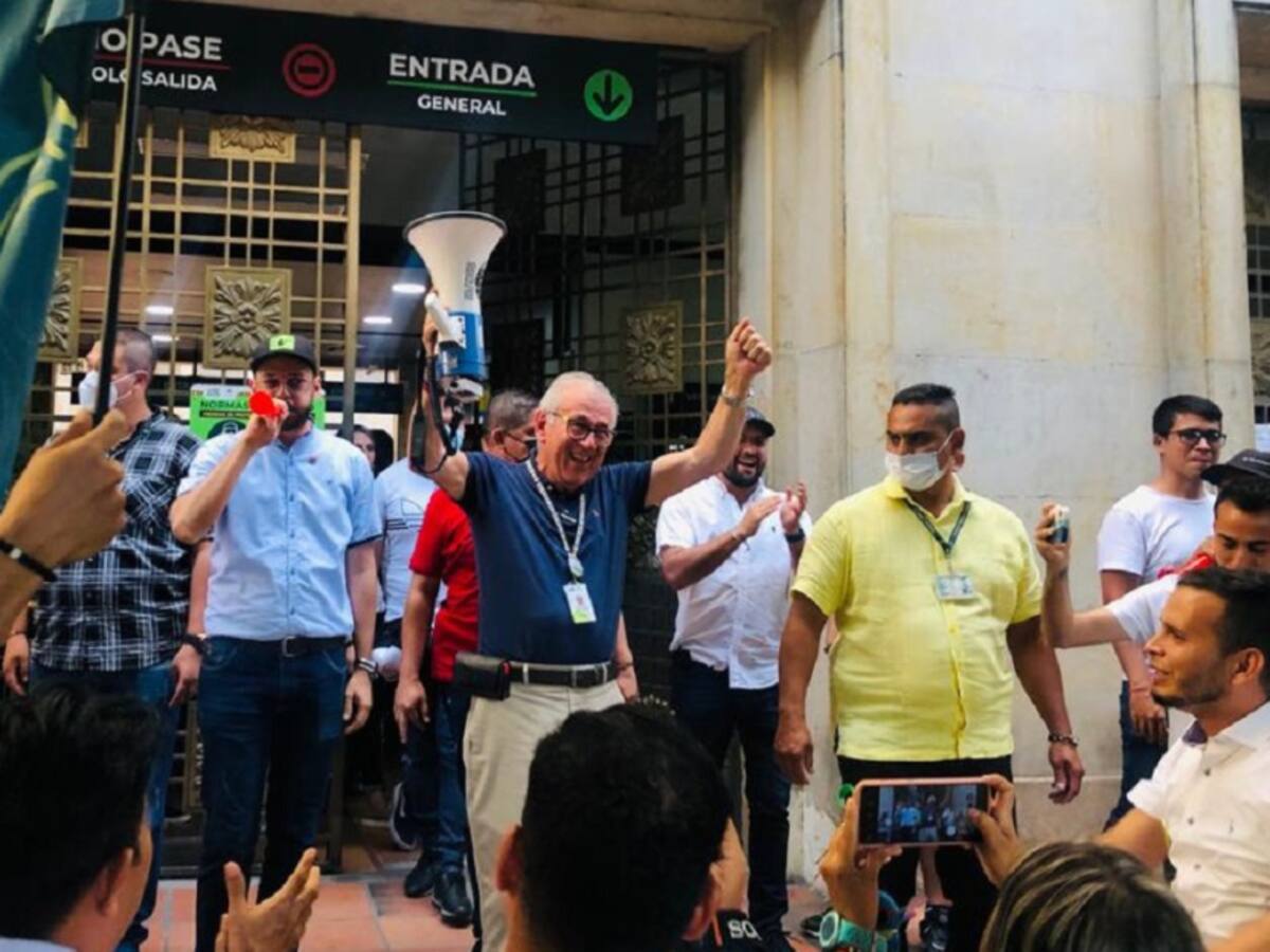 "Los corruptos fueron sepultados": alcalde por proceso revocatoria