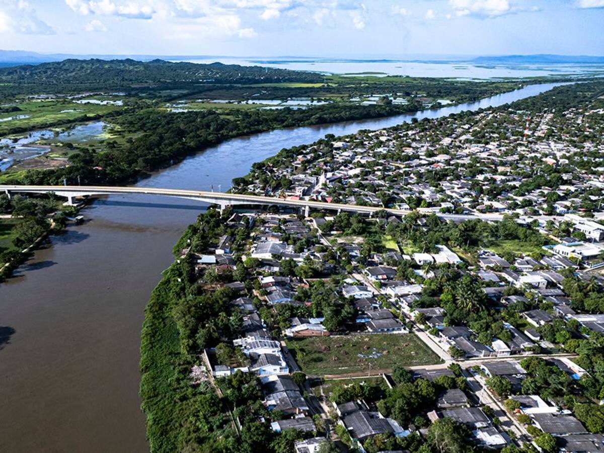 Fuerza Aeroespacial Colombiana se suma a la recuperación del Proyecto del Canal del Dique