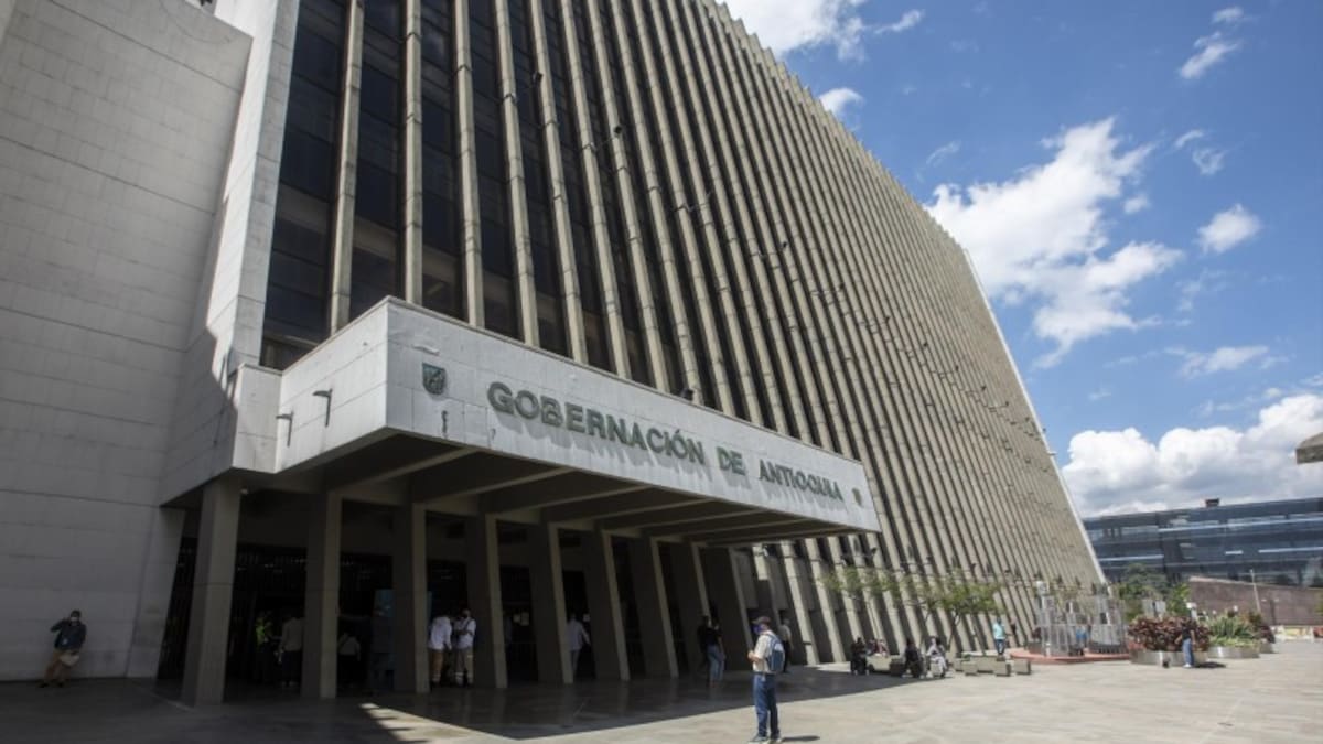 Seis gobernadores le pidieron al gobierno nacional priorizar 14 obras trascendetales