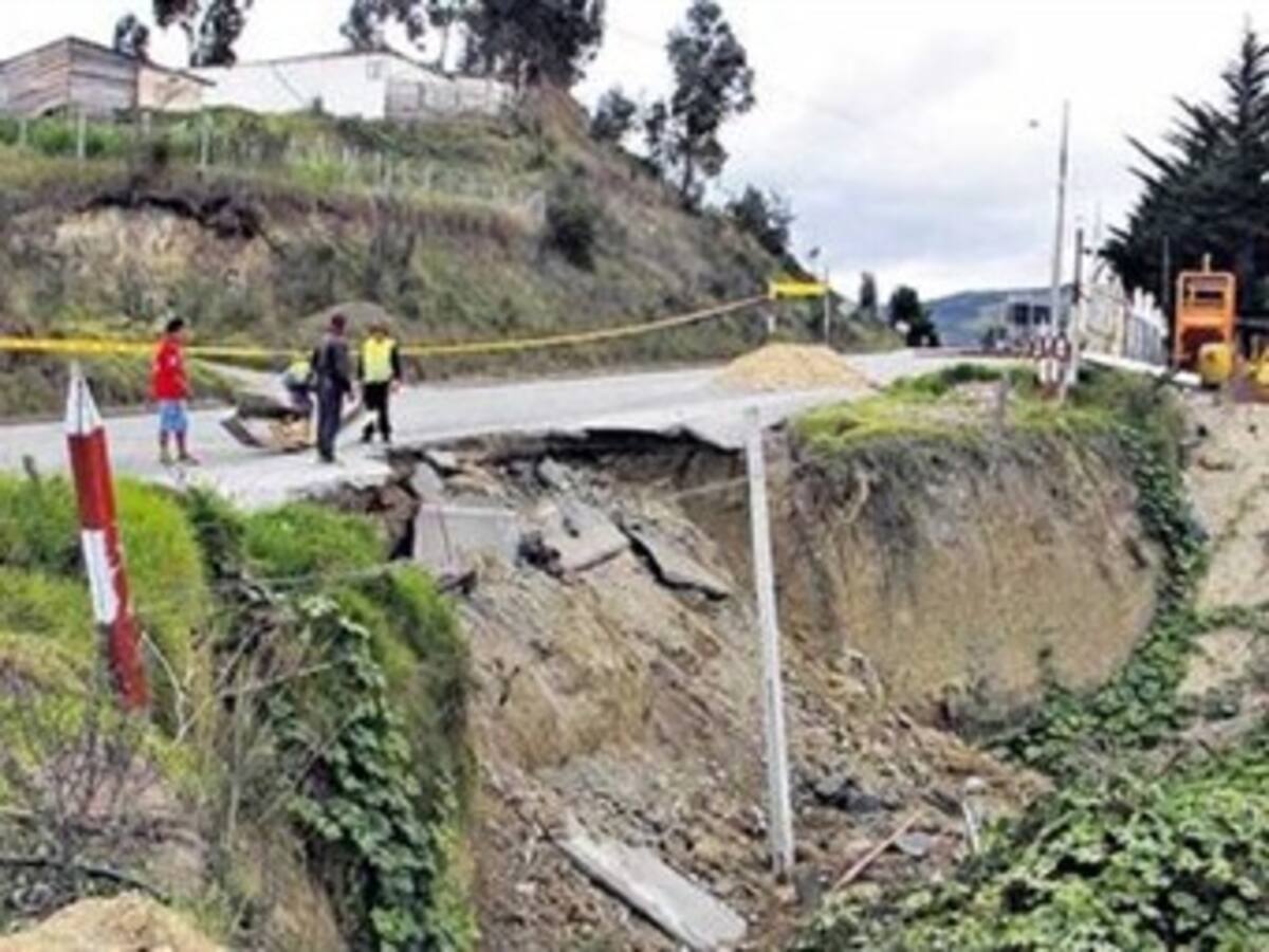 Por hundimiento de vía, Norte de Santander y Arauca quedan aislados totalmente