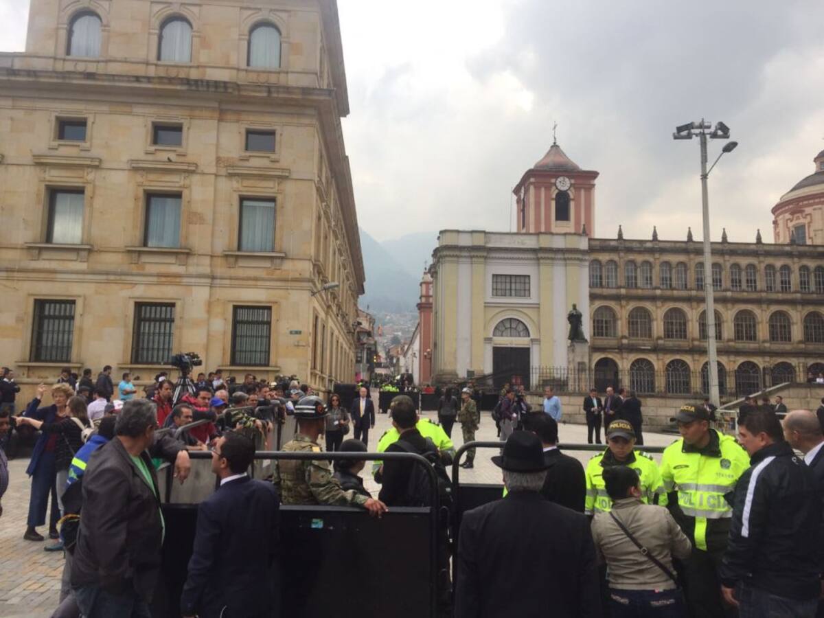 Finalmente, el 12 de noviembre se alcanzó un nuevo acuerdo, que es el que será firmado mañana y que, según Santos, "contiene modificaciones de fondo para atender la gran mayoría de las solicitudes y propuestas" de cambio con respecto al primero.