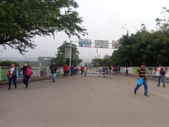 No se habilitó tráfico vehicular en los puentes fronterizos/ Foto Caracol Cúcuta
