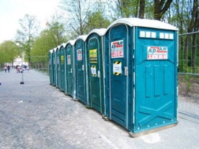 Banqueros se oponen a habilitar baños públicos en entidades financieras