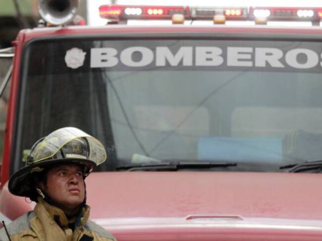 Bomberos piden evitar incendios en navidad