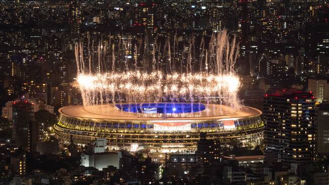 Estadio Olímpico de Tokio en la ceremonia de clausura