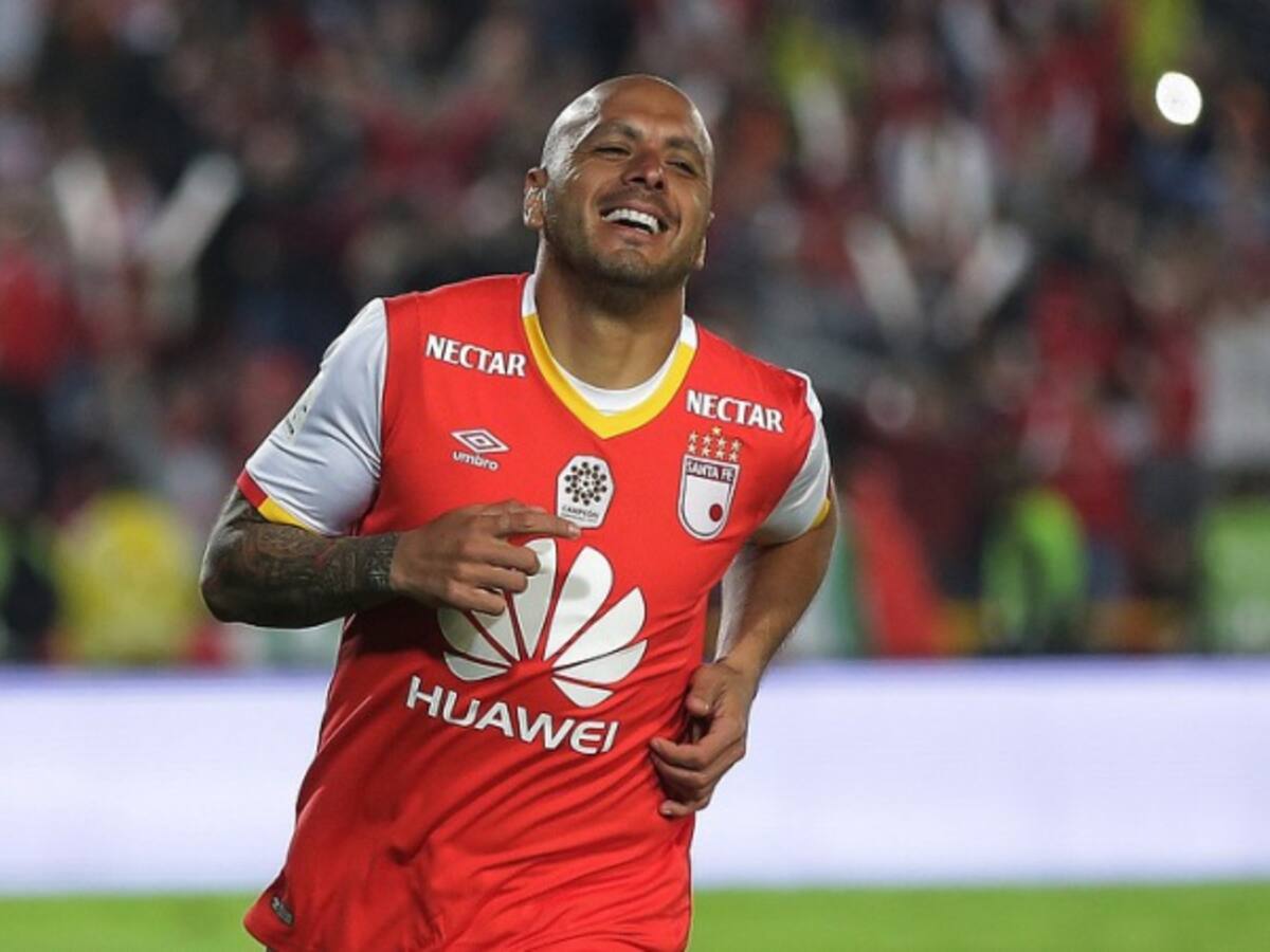 Omar Pérez continuaría su carrera en Patriotas