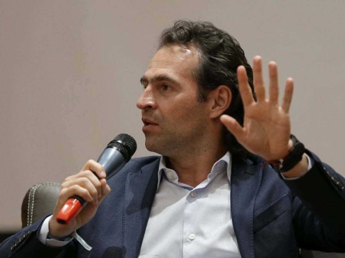 Alcalde: Medellín se convirtió en centro financiero de bandas criminales