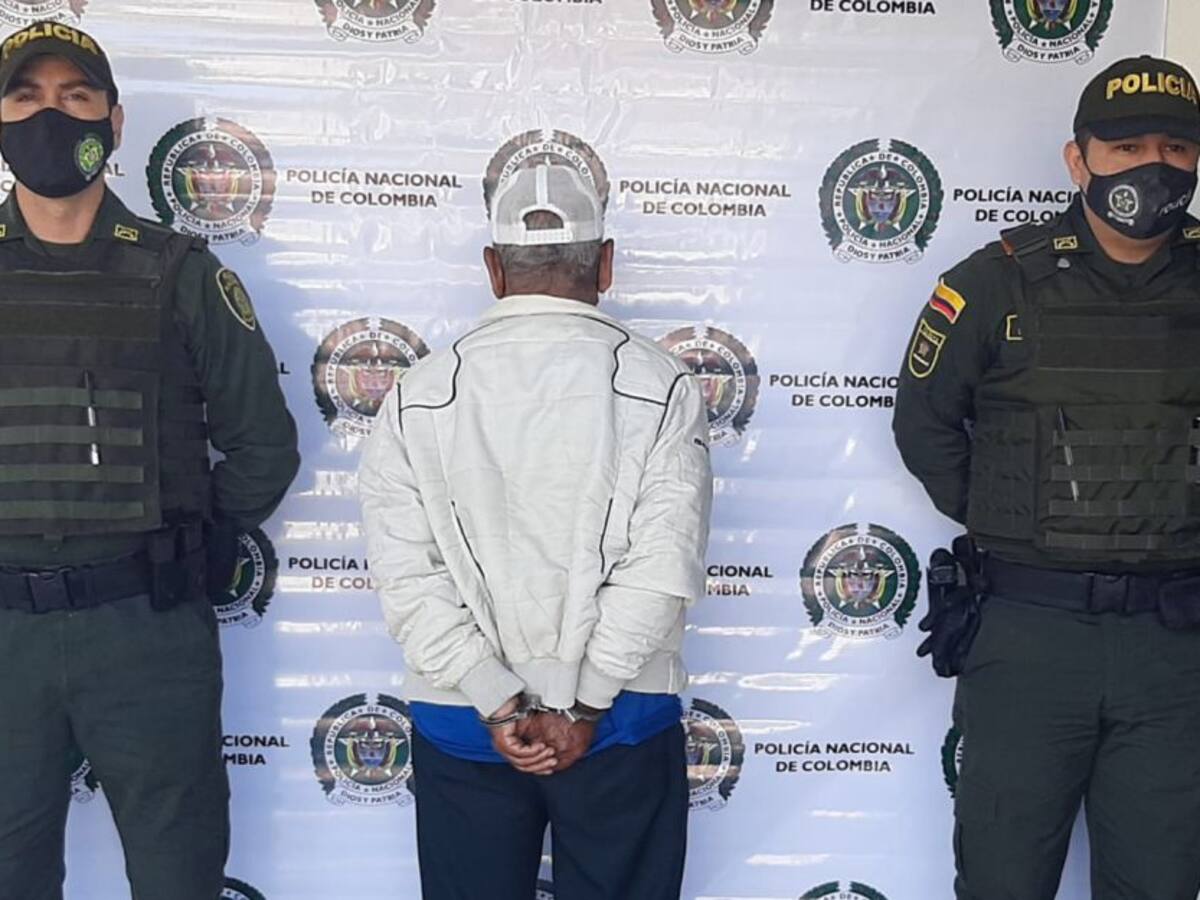 En flagrancia es capturado un adulto mayor por presunto abuso a menor