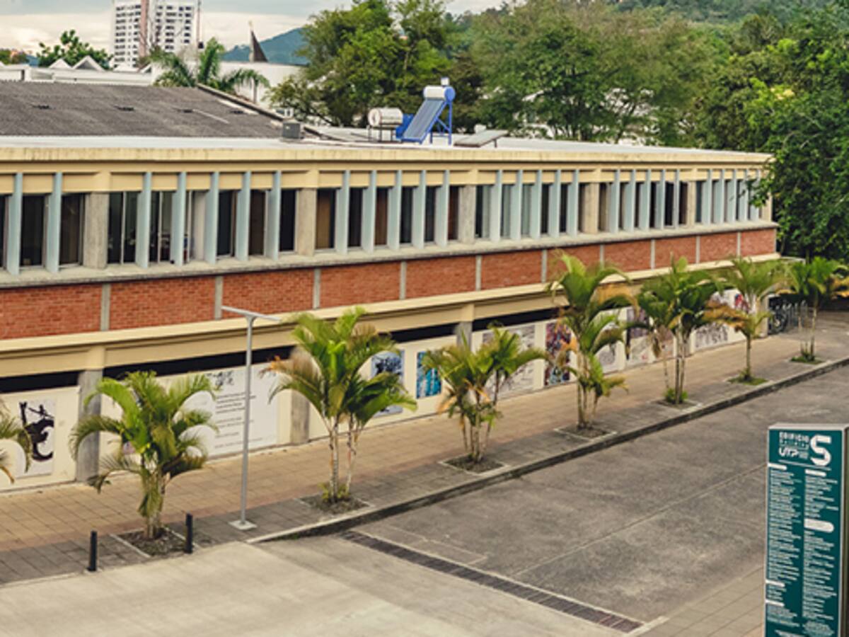 Exrectores de la UTP piden que se tenga en cuenta la consulta para elegir al nuevo rector