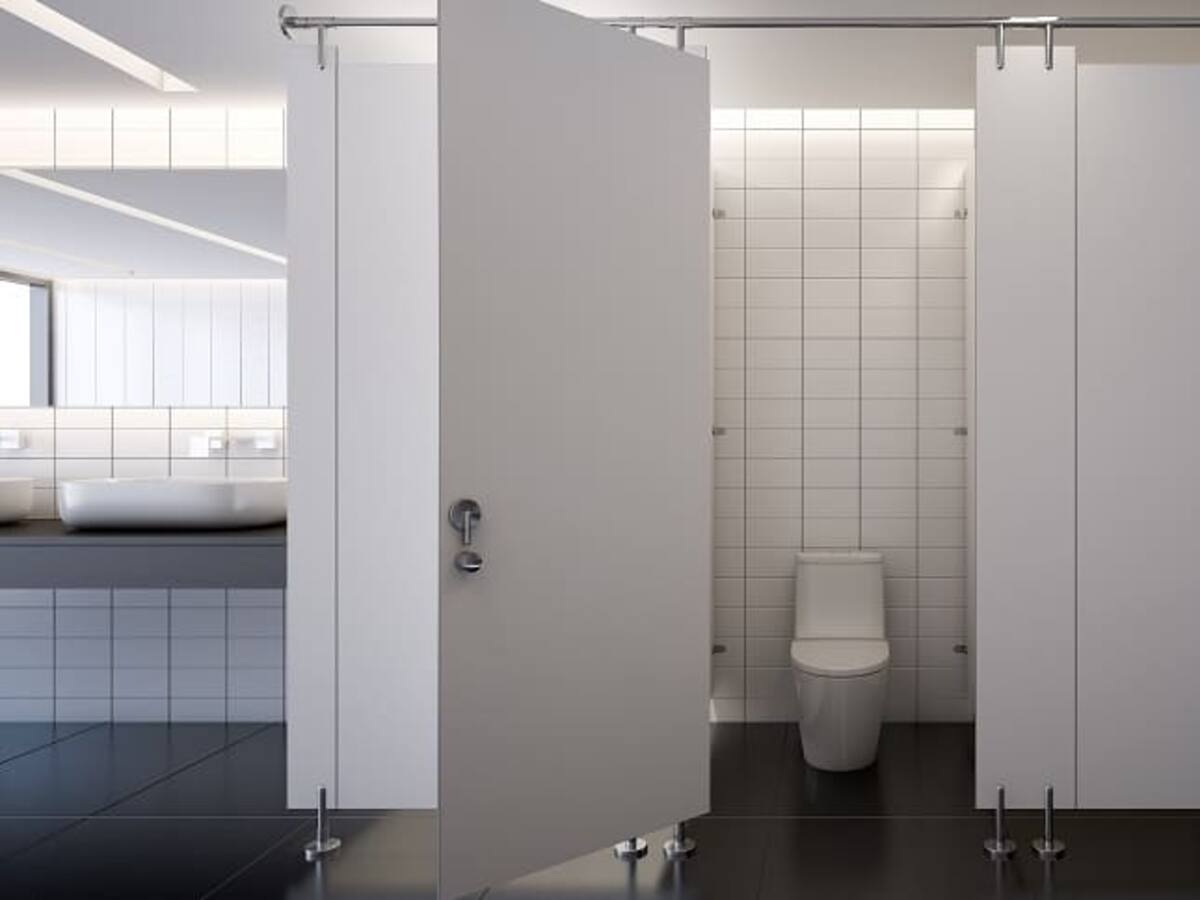 Alerta por papeles de baño manchados con sangre en centro comercial de Pereira