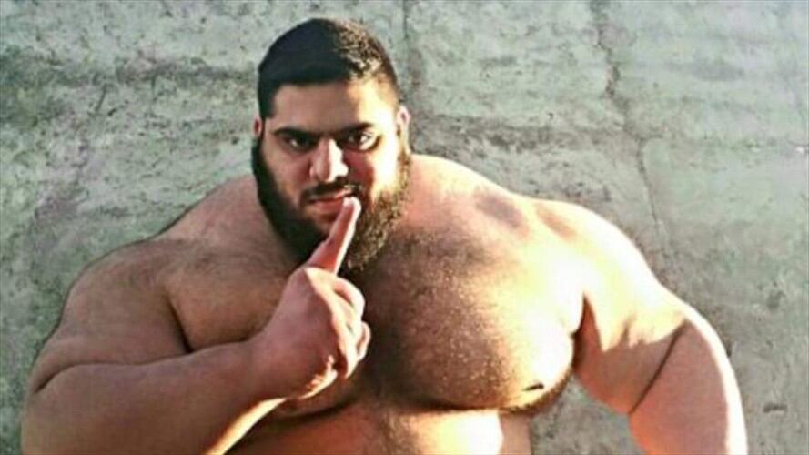 El iraní Sajad Gharibii. Foto: @haroon_gul (Twitter)