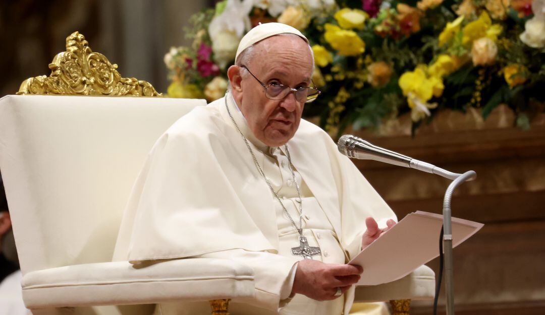 Papa Francisco celebra la Vigilia Pascual