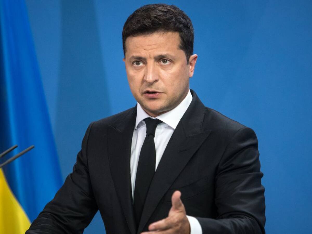 Zelenski dice que Kiev hace "todo lo posible" para evacuar Mariúpol