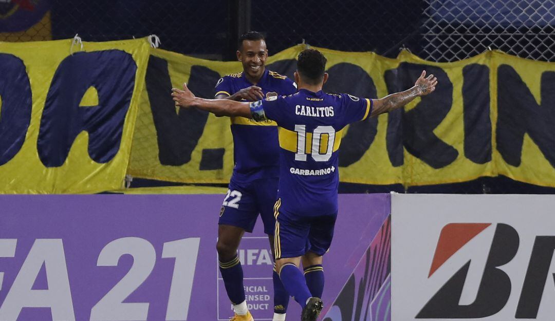 Golazo de Sebastian Villa a pase de Tévez en la Copa Libertadores