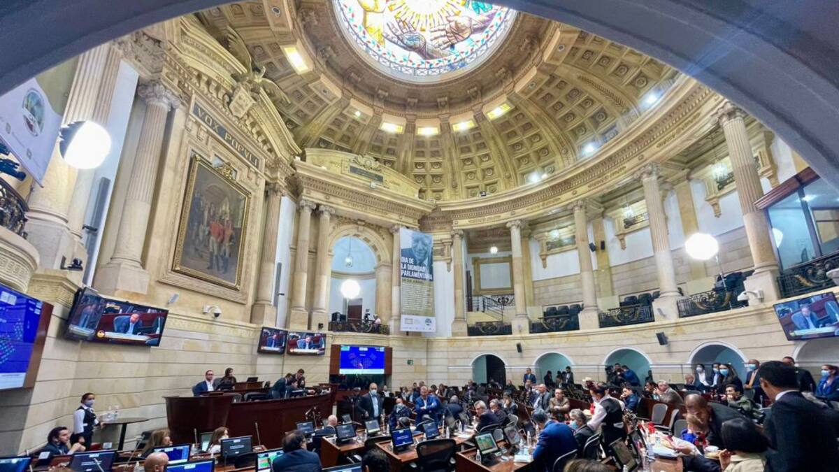 Reforma política radicada por el Gobierno: ¿por qué mantener el CNE?