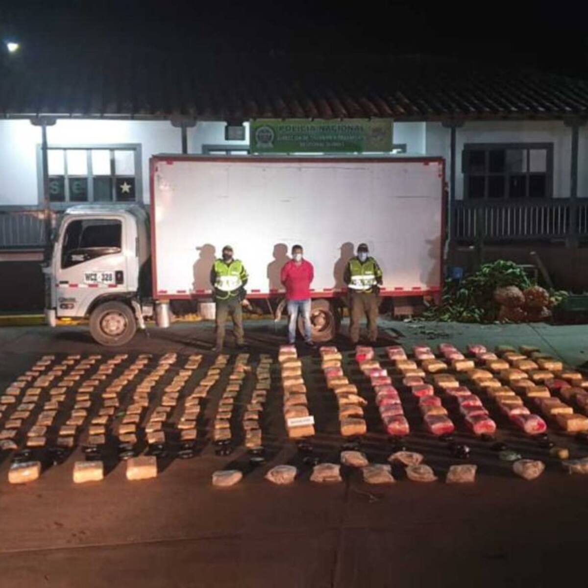 En Risaralda incautaron un cargamento de droga camuflado entre frutas