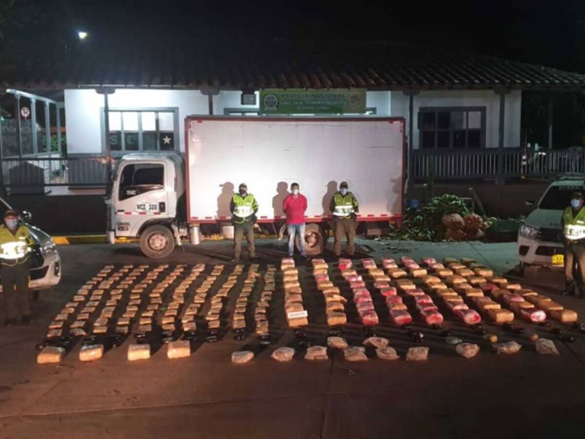 En Risaralda incautaron un cargamento de droga camuflado entre frutas